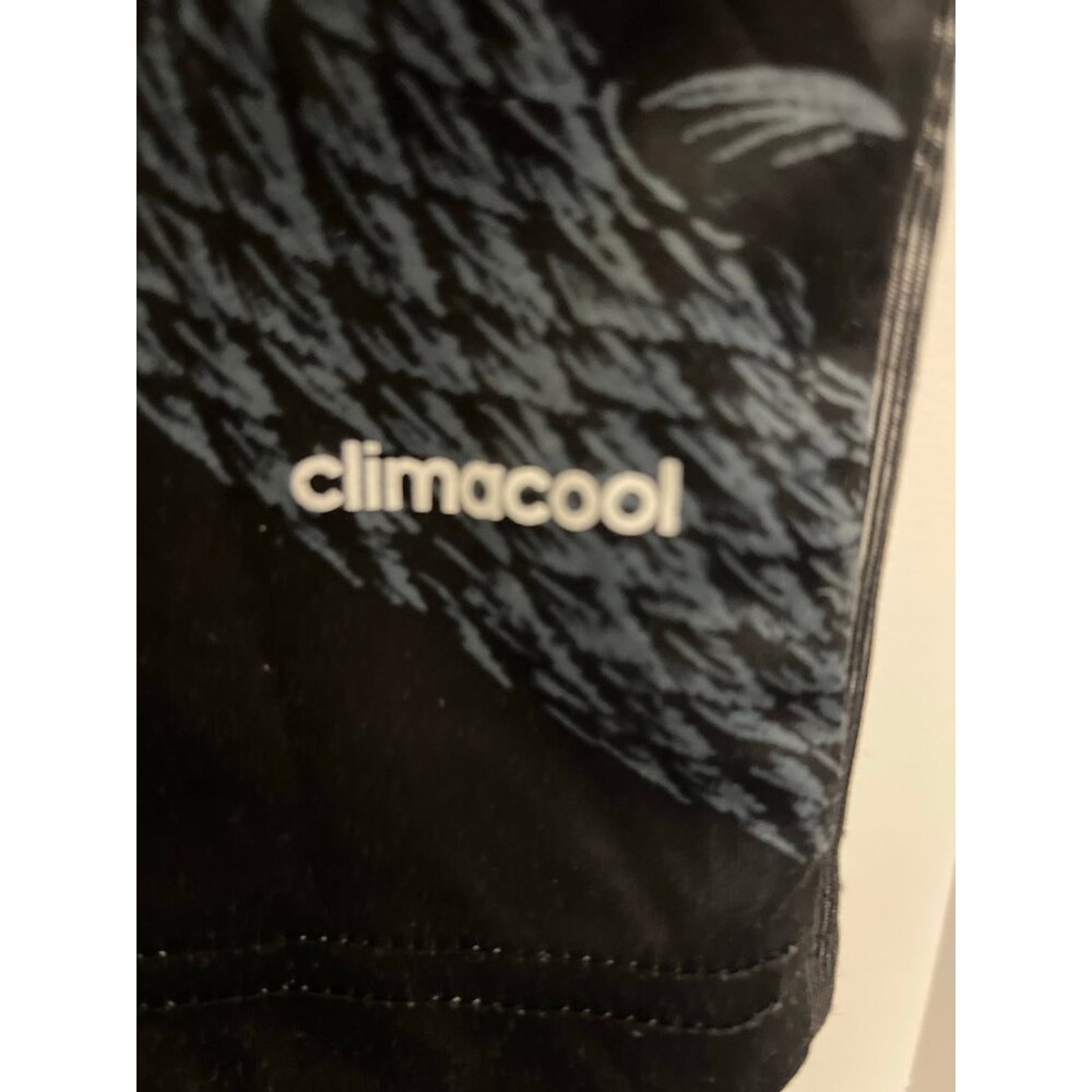 SOURCE UNKNOWN: Real Madrid Third Kit - image 4